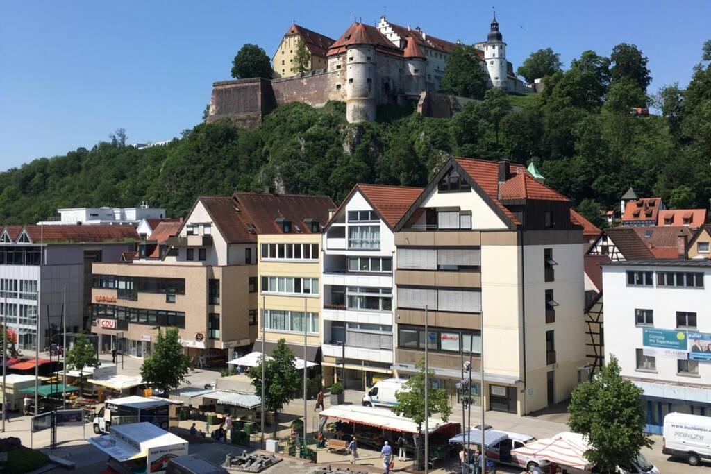 Premium Penthouse Wohnung Mit Schlossblick Zentral In Heidenheim Mit Tiefgarage 외부 사진