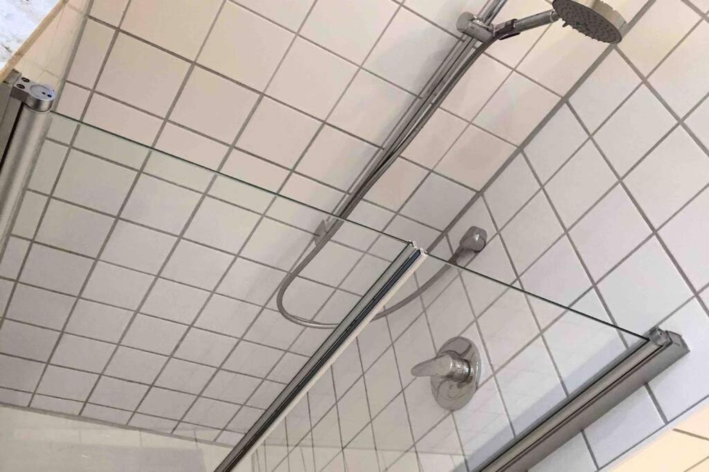 Premium Penthouse Wohnung Mit Schlossblick Zentral In Heidenheim Mit Tiefgarage 외부 사진